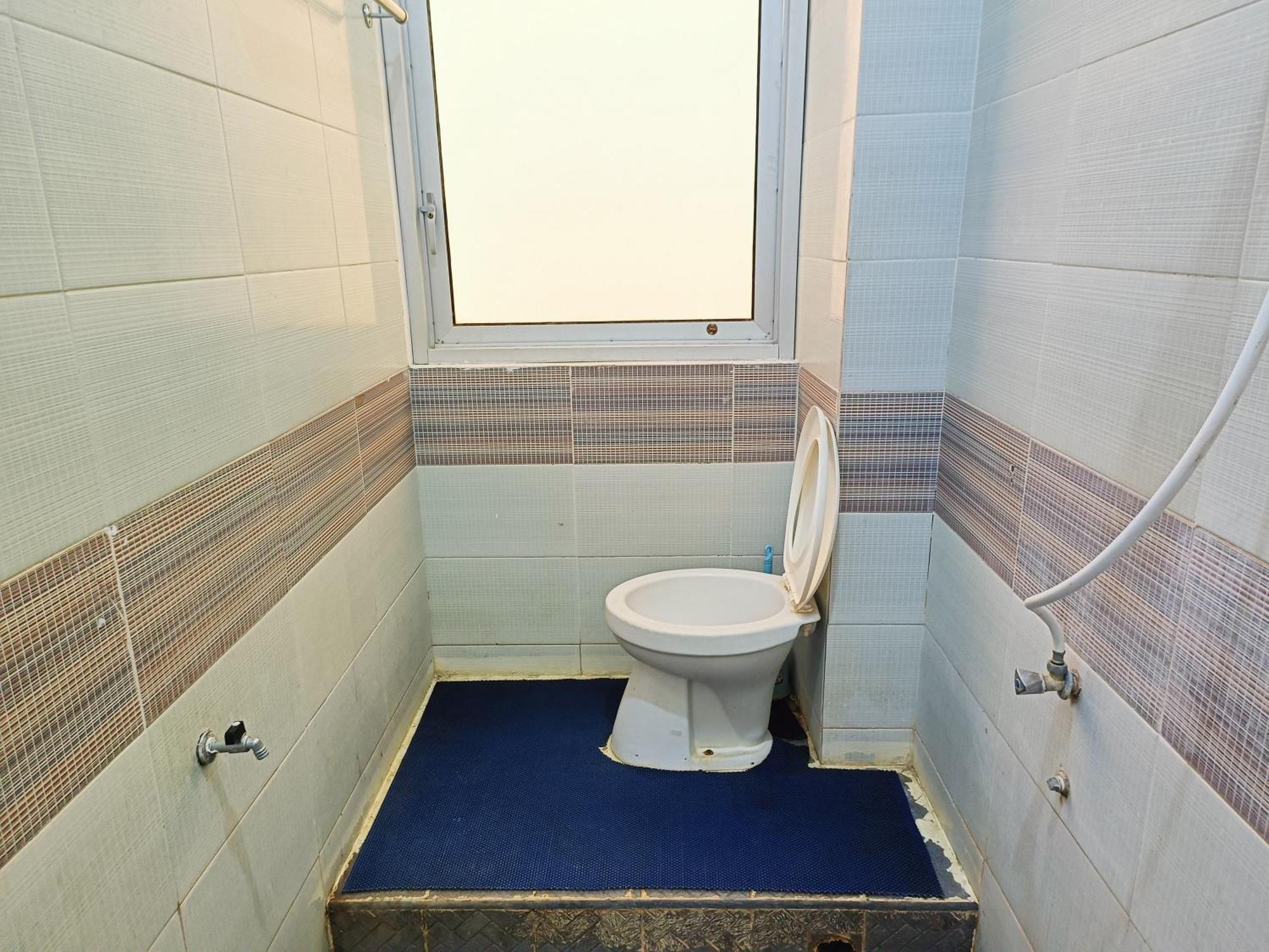 Bumi Merpati Residence Makassar Mitra Reddoorz Luaran gambar