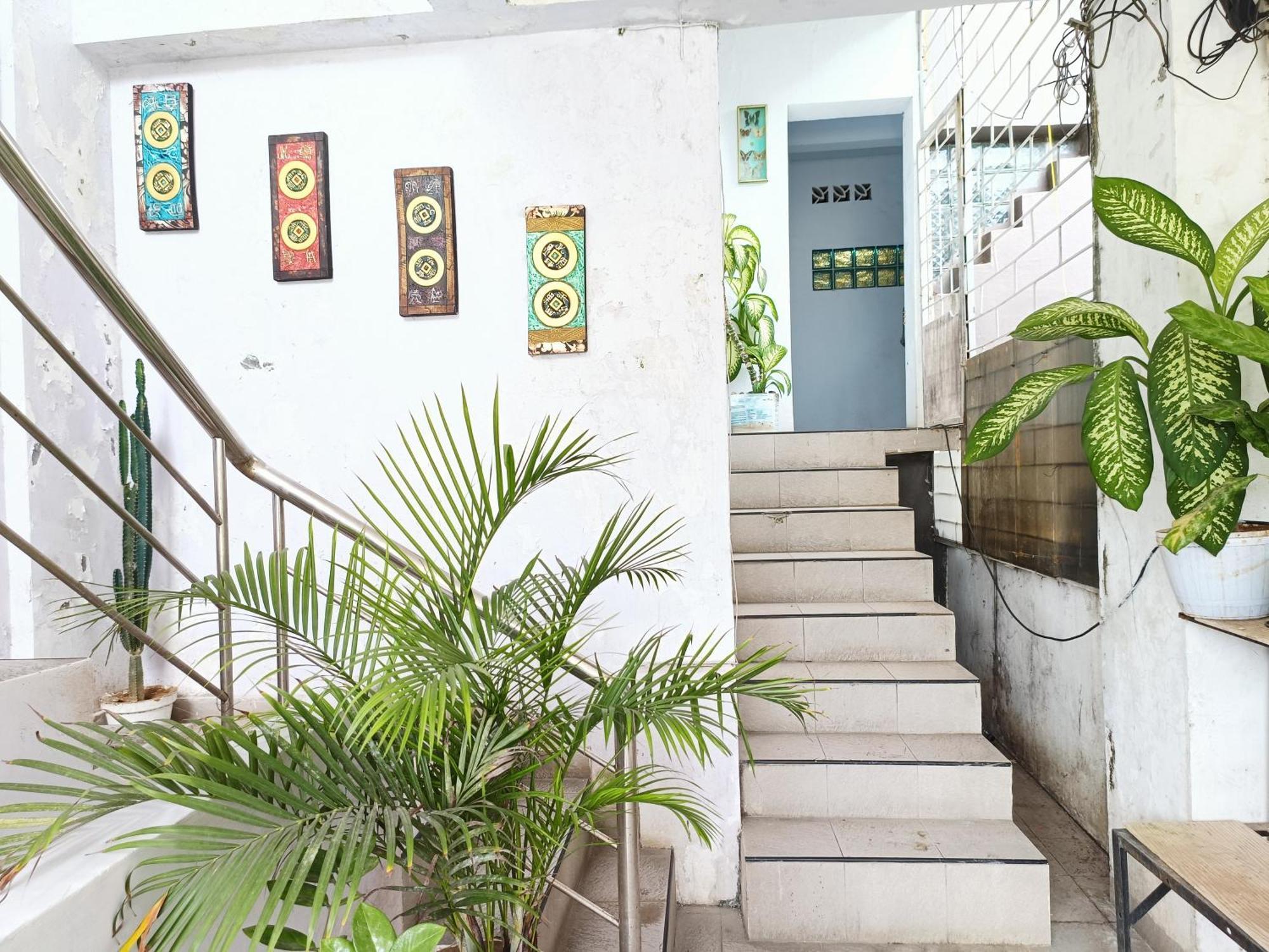 Bumi Merpati Residence Makassar Mitra Reddoorz Luaran gambar